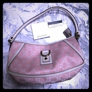 Authentic Gucci shoulder bag! NWT